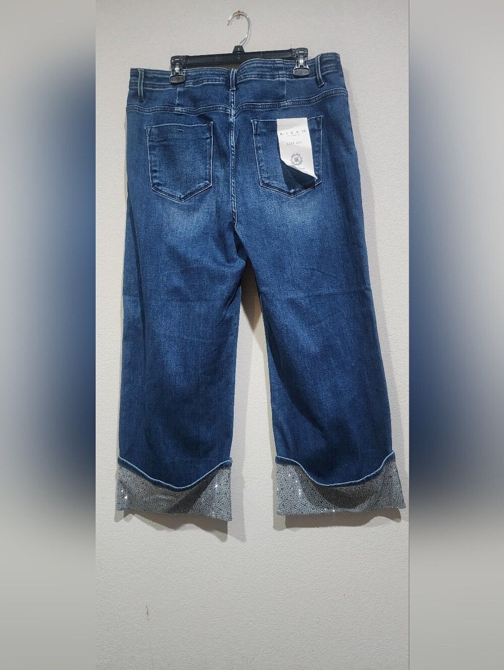 NWT Risen Jeans Cropped Dark Blue Women's Jeans with Embelished Cuff size 2XL - Picture 3 of 15